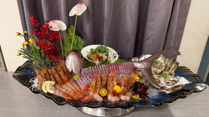 英吉利私房料理 生魚片牡丹蝦生蠔全魚拼盤